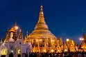 Shwedagon Pagode in Yangon nach Sonnenuntergang